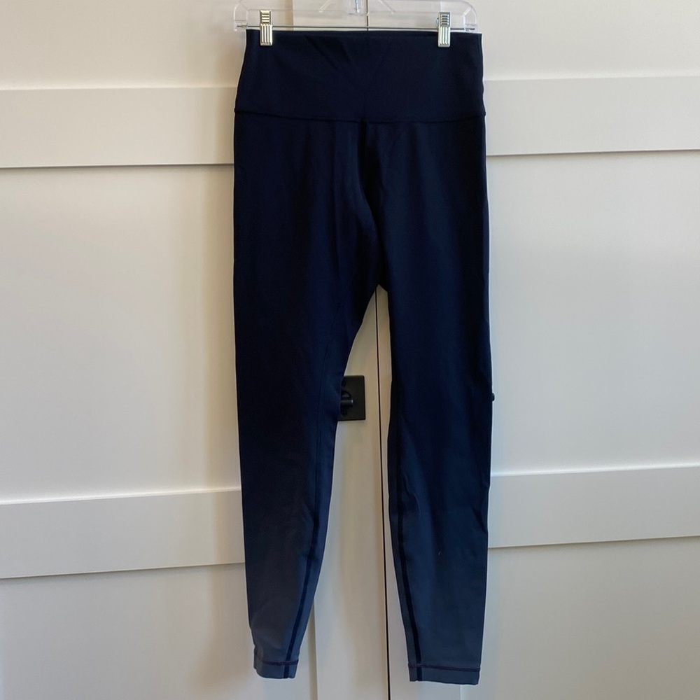 Barely worn ombré Lululemon yoga pants